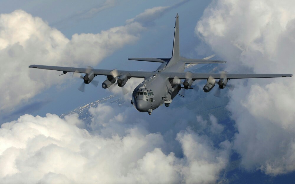 【3d直升机炮艇战第72期】ac130空中炮艇这架飞机相信各位玩家很喜欢