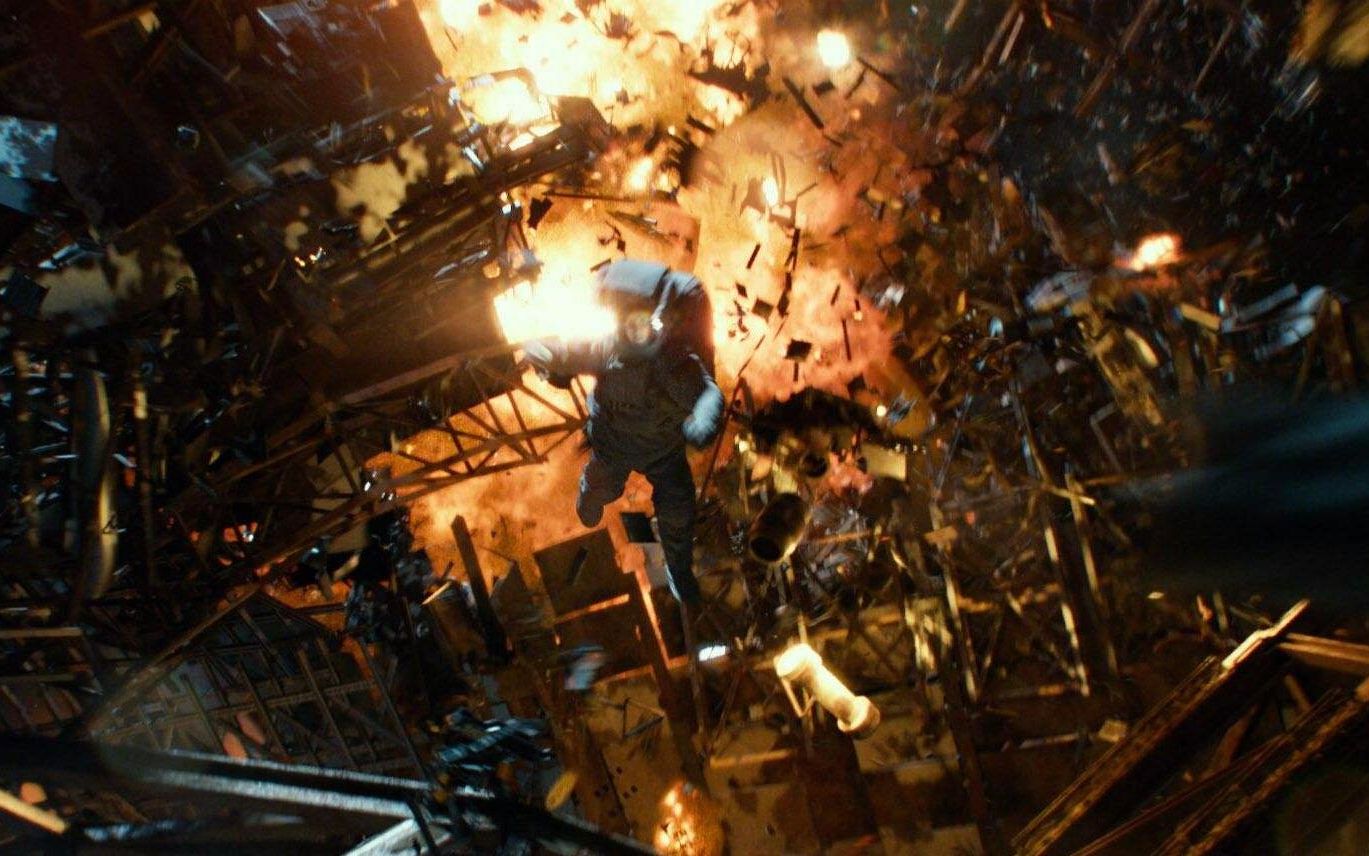 三分钟看完韩国电影《摩天楼》,  人性在灾难面前的不同表现