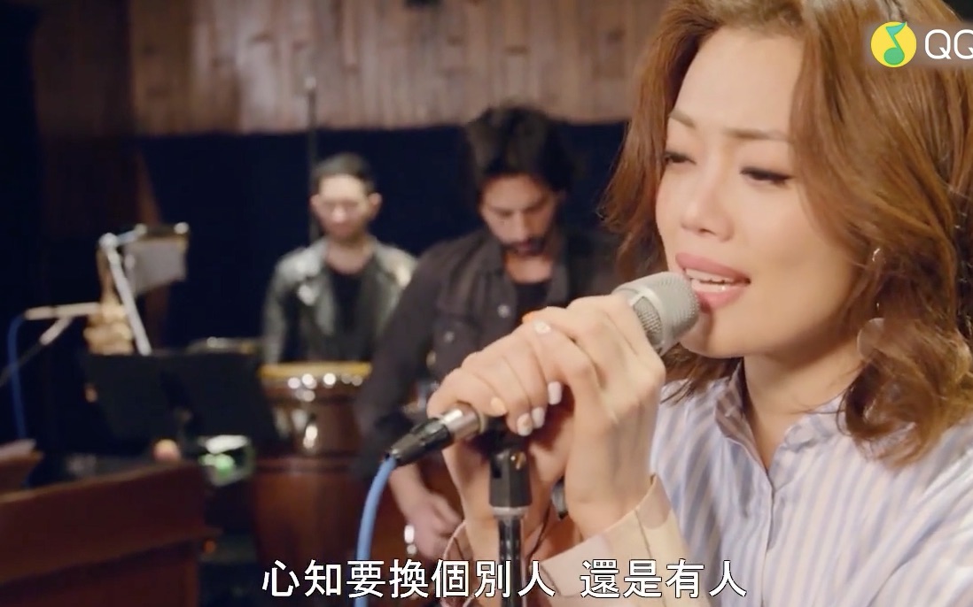 [图]【容祖儿】痛爱 (容祖儿 Joey Yung 自述纪录片《容祖儿 love in L.A.》表演片段)