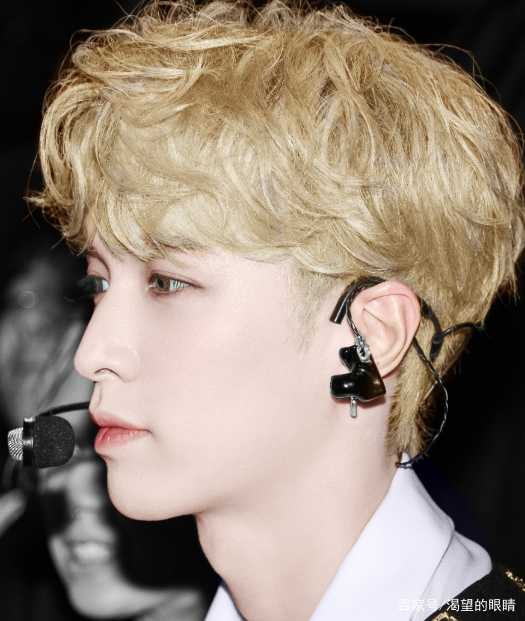 张艺兴金发照片曝光,这个侧颜你爱了吗?_360问答