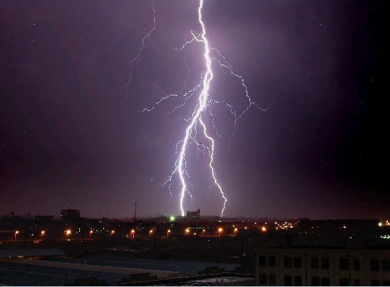 打雷是怎样形成的?