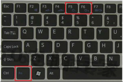 SONY SR26 的屏幕亮度怎么调 的?