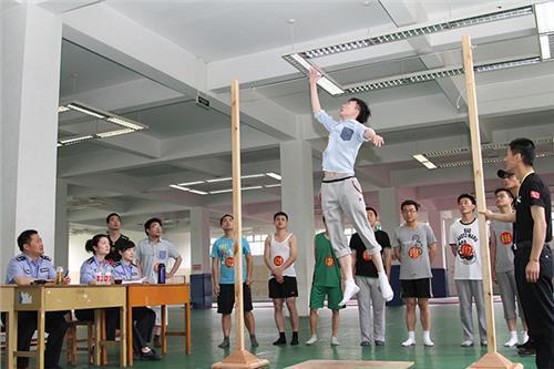 招警体能测试——纵跳摸高,2米65,我身高170.怎么练?