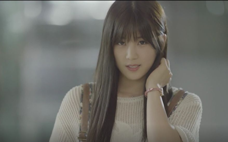 2 命运不在 电梯里 apink朴初珑