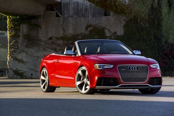 奥迪rs5有硬顶敞篷车吗?