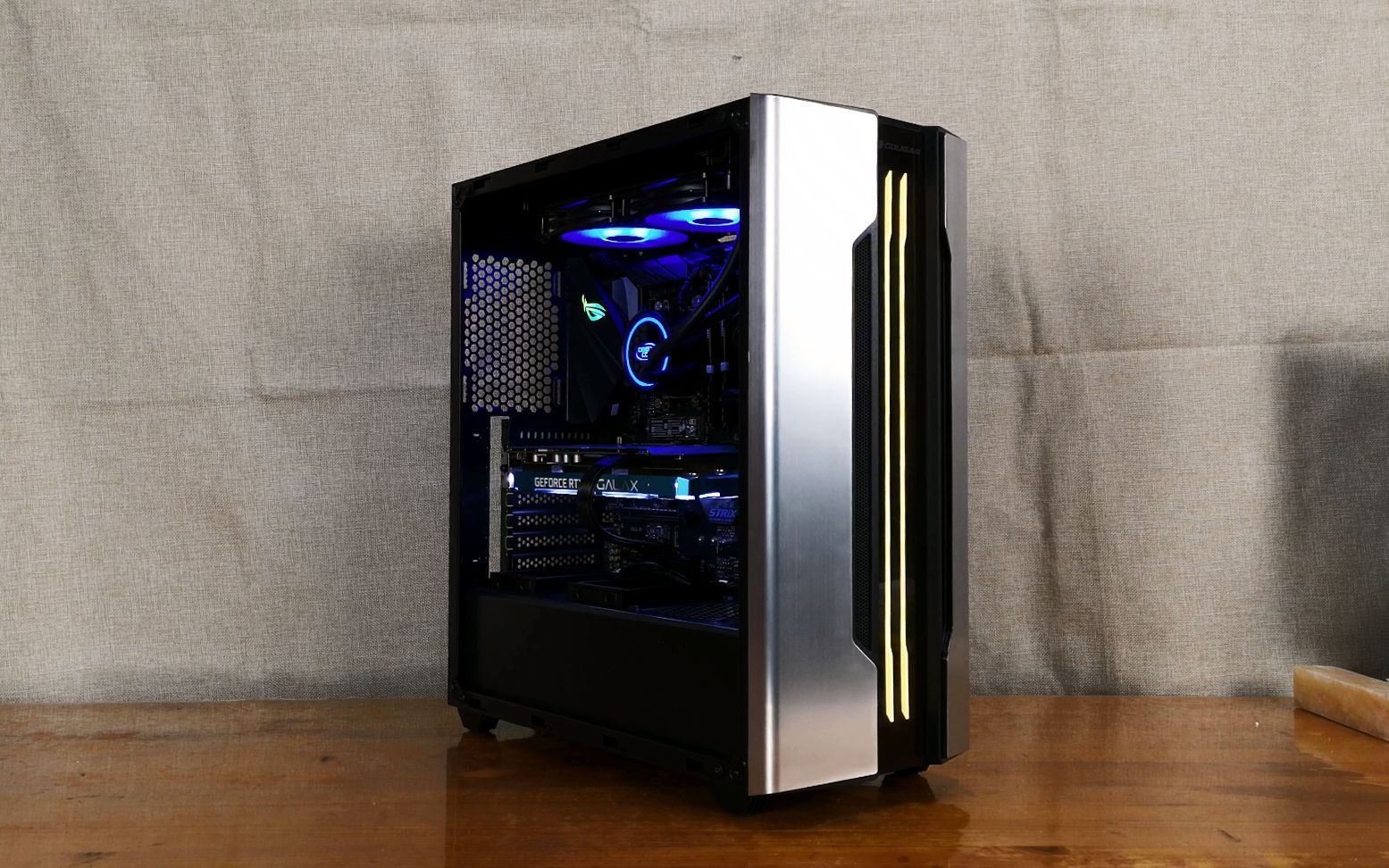 【主机鉴赏】9250元 骨伽 幻影者s:r7 3700x搭rtx2060super 金属大师