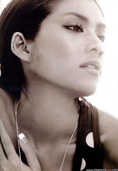 泰剧,明天我依然爱你Wunnaorn(安)是谁扮演的