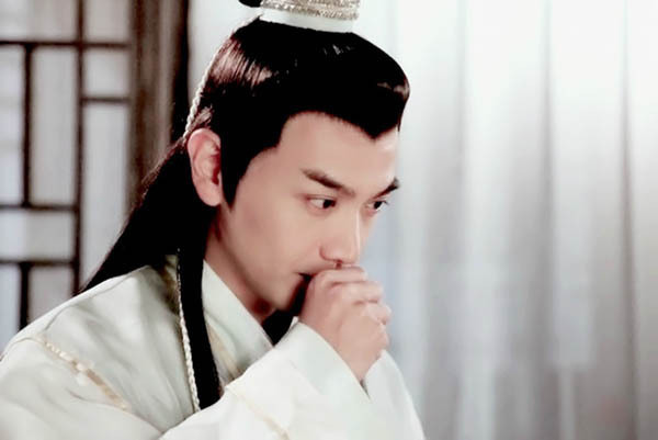 张智尧!就是《三生三世十里桃花》的折颜上神,楚留香帅我一脸!