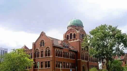 伊利诺伊大学芝加哥分校的大学排名