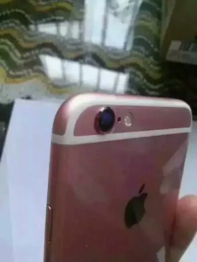 在扣扣上有人卖手机苹果六手机才几百块钱还买