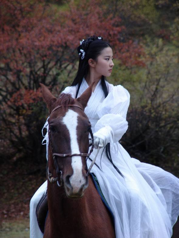 《神雕侠侣》陈晓版杨过和小龙女剧照.多几张哦亲