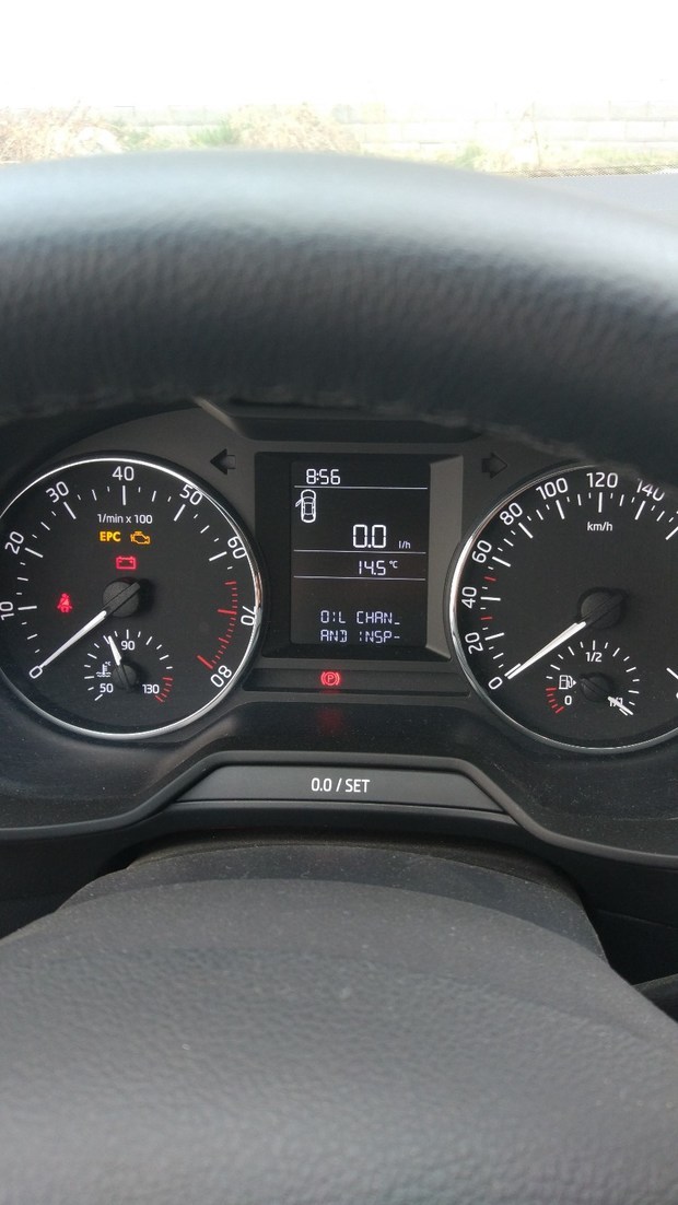 斯柯达17明锐出现 oil change and inspection now是什么意思