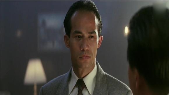 视频:最终邪不胜正,大毒枭跛豪1974年年底被捕,天网恢恢疏而不漏