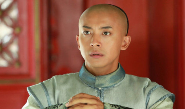 尔康是的扮演者都是谁