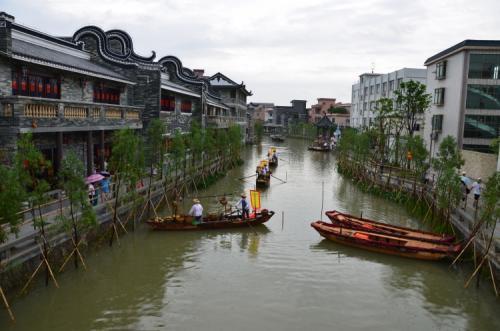 从香港机场到东涌地铁站怎么走