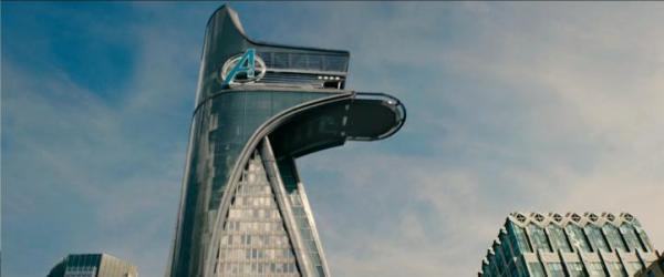 不是的,原来大厦上面写的是stark,大战之后只剩下一个a了,因为把这里