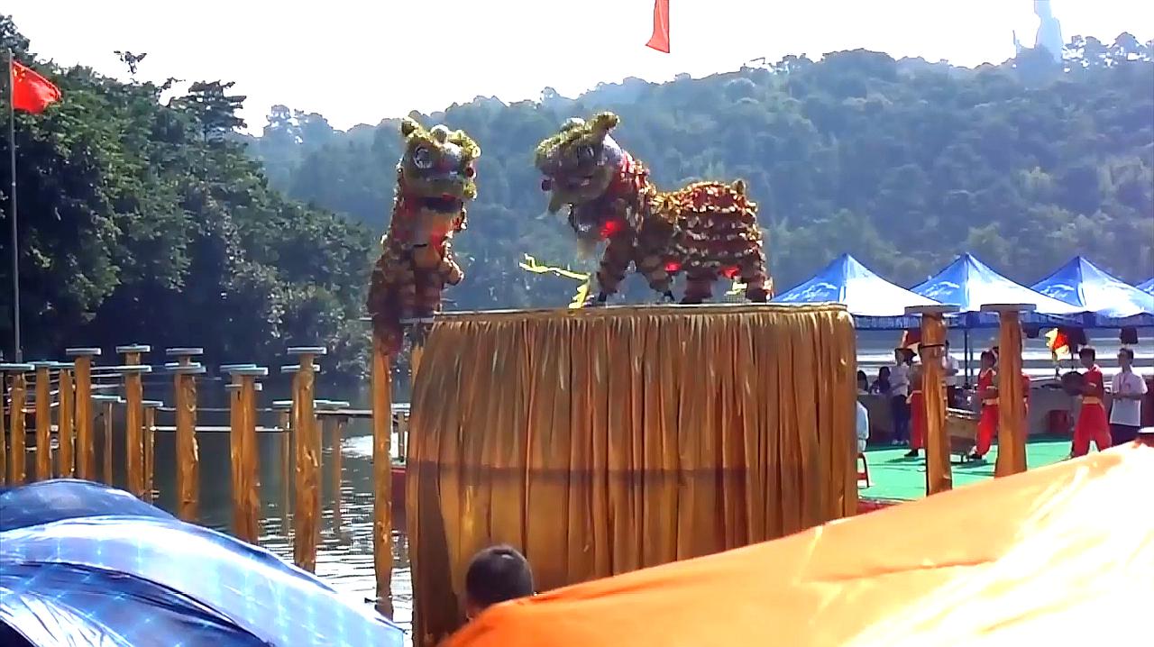  b>佛山舞狮 /b>擂台比赛,太精彩了