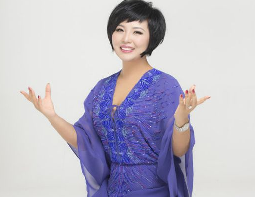 《如何成为世界销售冠军》由"亚洲销售女神"徐鹤宁现身说法,揭秘她