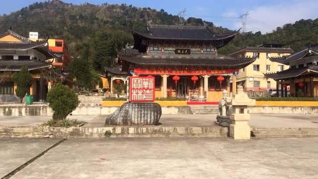 唐代宝林禅寺气势浑宏,听僧人大雄宝殿 念经得福报和智慧古老寺院