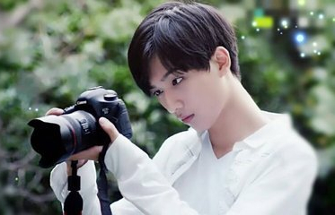 17岁少年 《谁的青春不迷茫》主演黄韬的饰演者 李宏毅