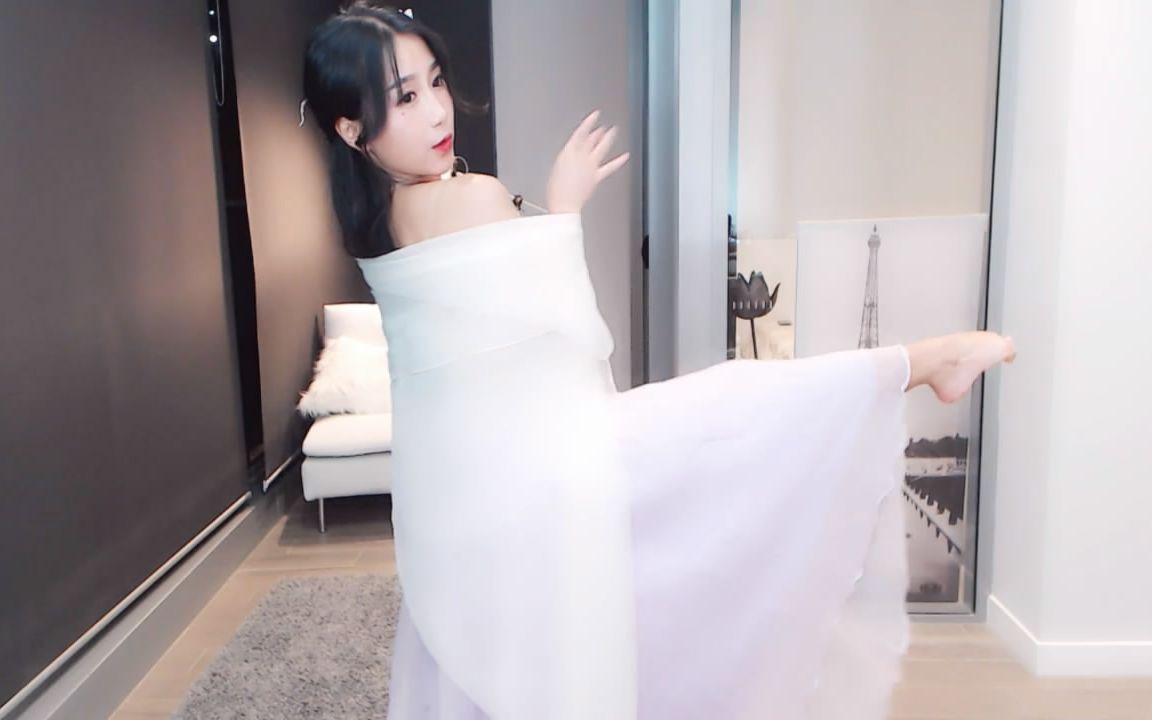 熊猫主播 美女 深深儿(carina深深)《风筝误》古典舞蹈