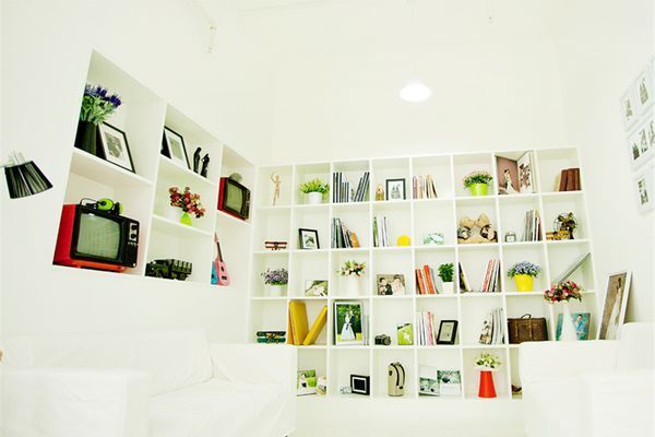 卧室婚纱照片墙该怎么挂好看?