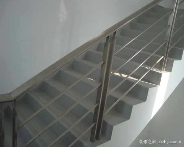 不锈钢装饰包边怎么制作