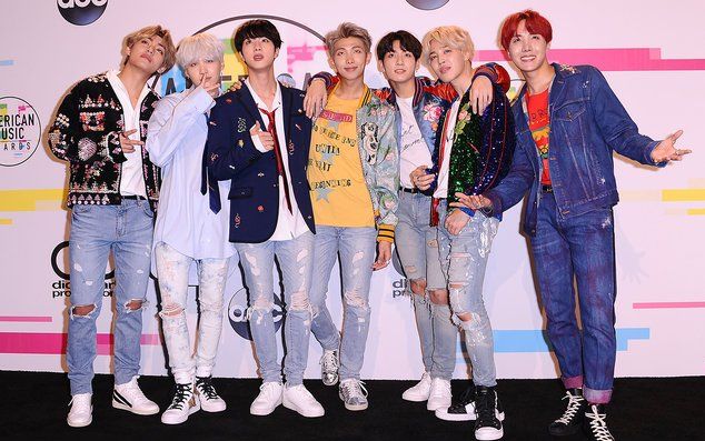 【2017mma】bts 防弹少年团 护送suga上台拿奖的戏精团