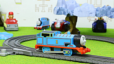 托马斯和他的朋友们玩具 第一季 第4集  托马斯360度悬崖漂移