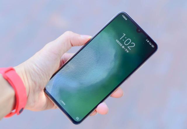 小米新出的5G手机