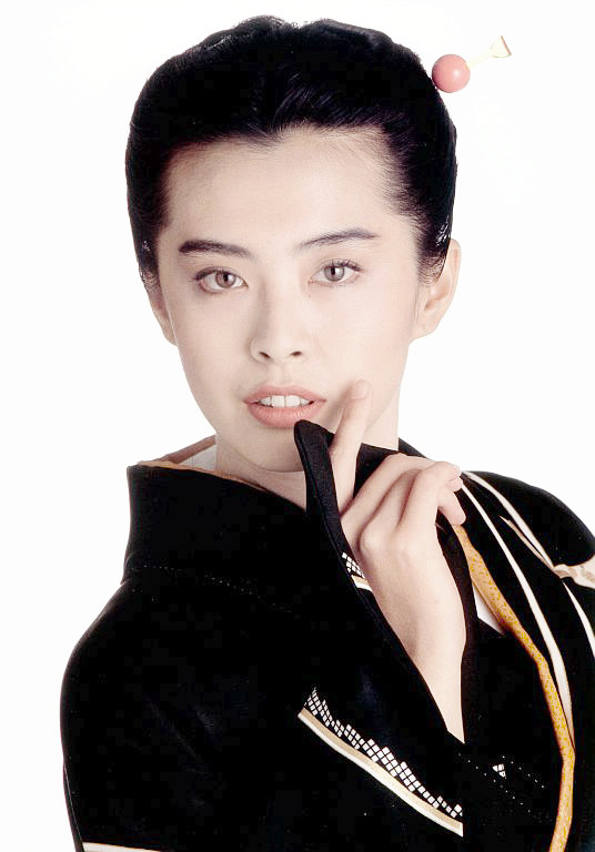 求一个IPhone4的手机壁纸 希望是王祖贤古装照