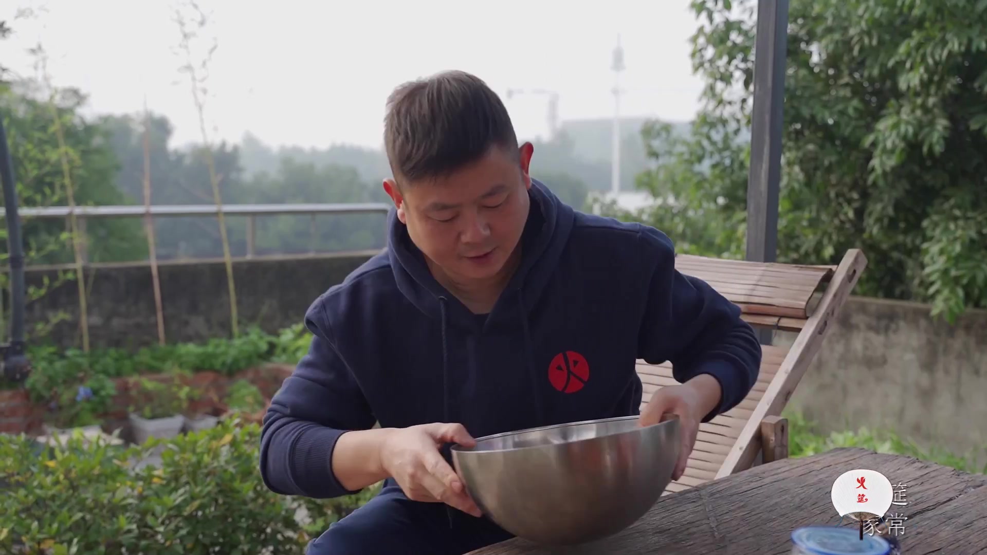 (1080片)火筵家常——冬天专属小吃四川麻辣萝卜干,火哥"执导"丑萝卜