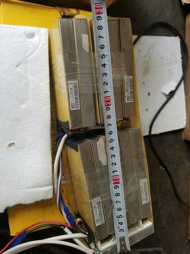 36v电动车锂电池怎样改12v,原来的保护板可以用