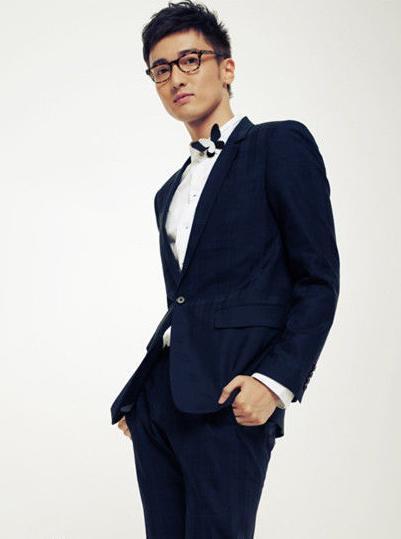 关谷神奇的扮演者就是王传君.2007年参加东方卫视选秀娱乐节目《加油!