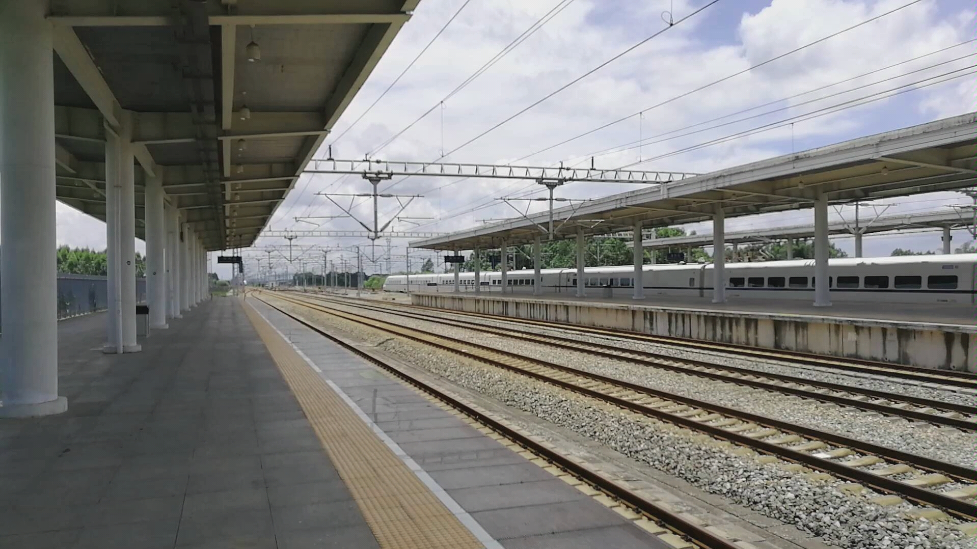 【zxtrains-6】复速后的南广高铁-统型crh2高速通过宾阳站