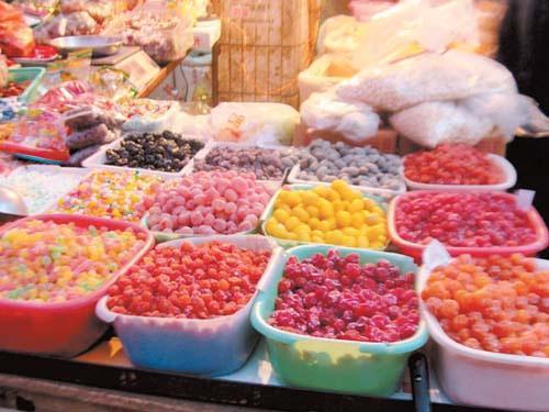 我在网上开了店卖预包装散装食品的,要办理营业执照和食品经营许可证