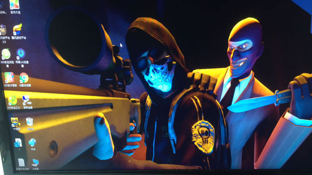 分辨率以后桌面下方的任务栏都不见了 鼠标往