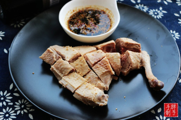 白切鸭腿的做法,白切鸭腿怎么做好吃,白切鸭腿