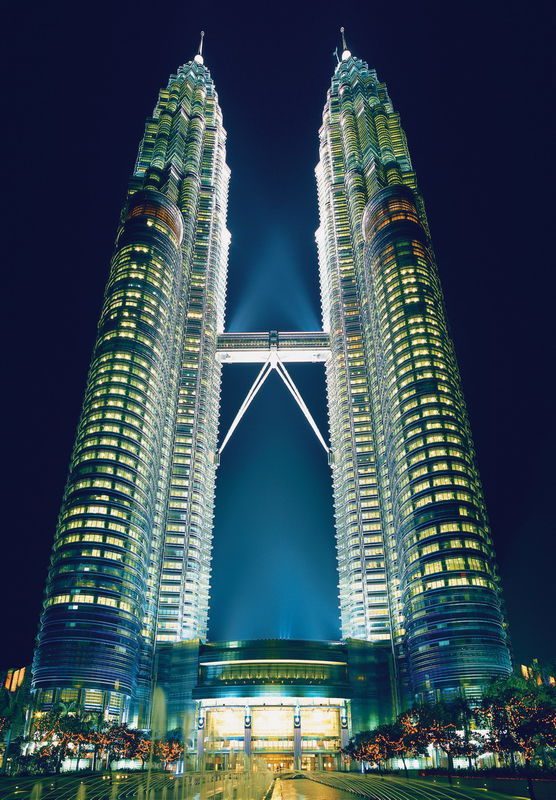 双子星塔的简介