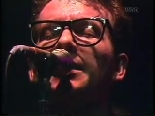 [图]Elvis Costello - Alison(1977)