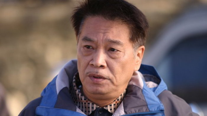 63岁 b>吴孟达 /b>经历了三段婚姻,近照曝光病后暴瘦22斤,已 b>立遗嘱