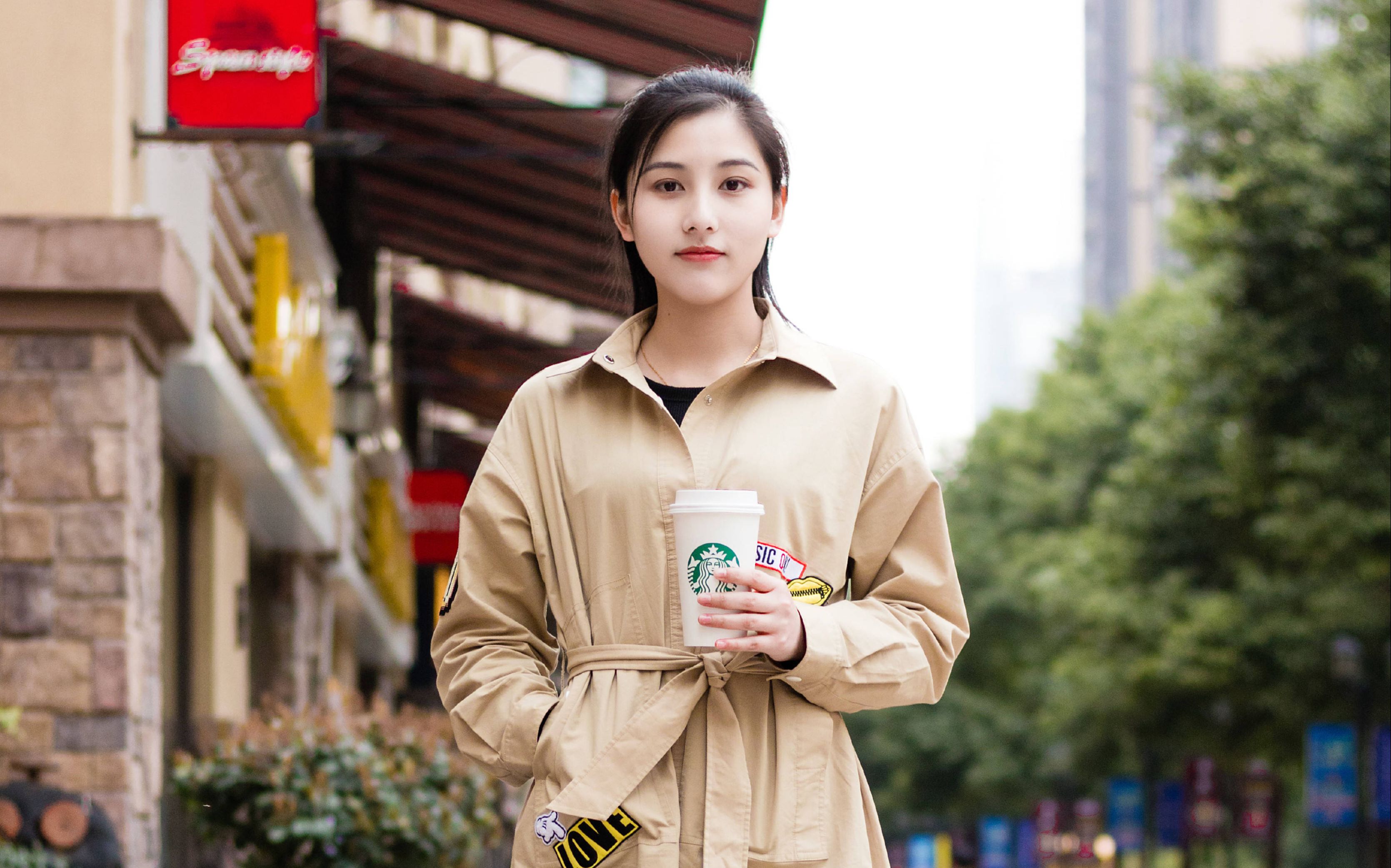 武汉光谷街唱一姐唐菲,人美歌甜,7.20优酷开播《这就是对唱》大家.