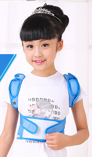 十三岁女孩有点驼背 怎么纠正