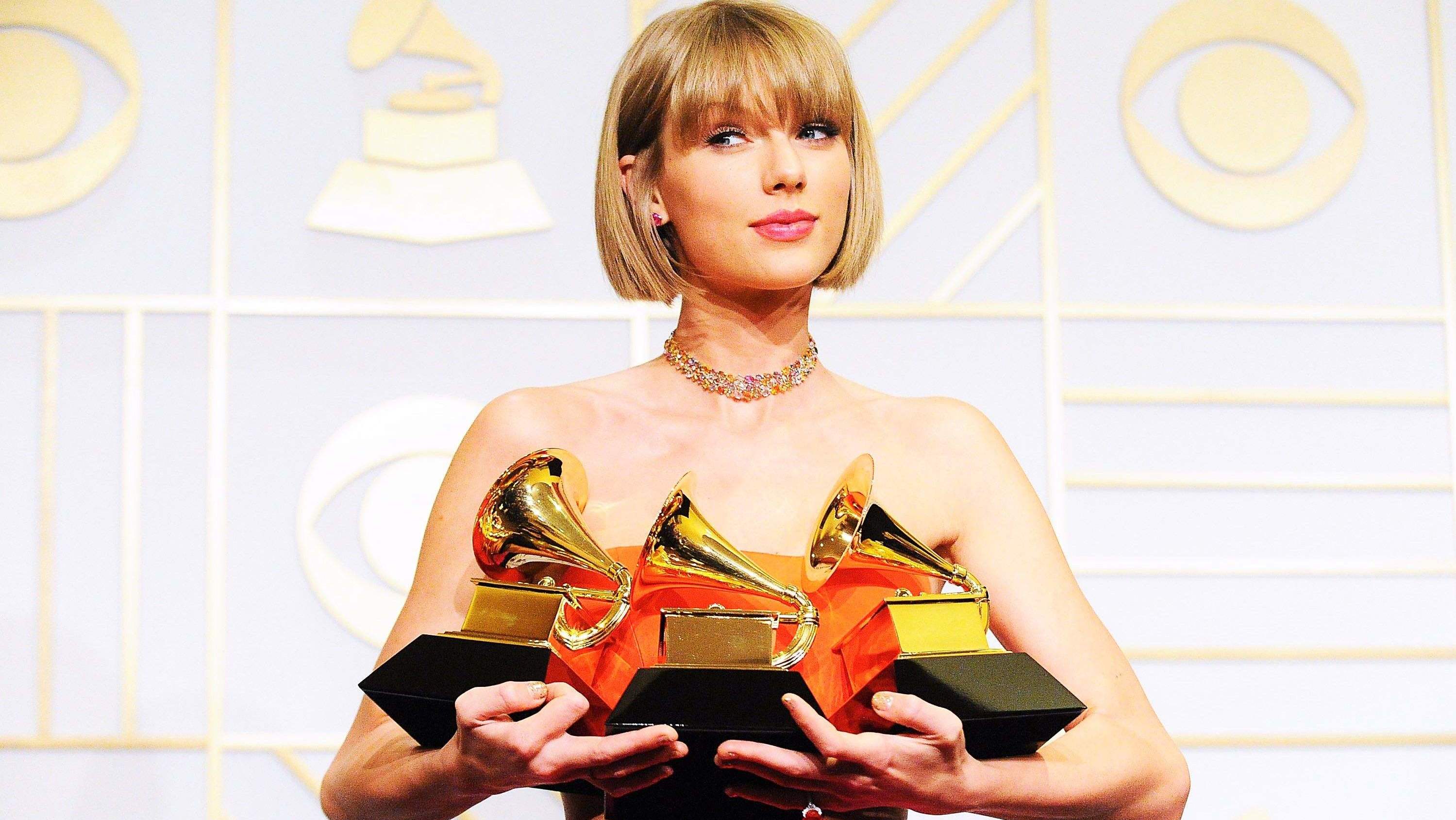 kanye west《 all day》现场版 (2015年全英音乐奖)