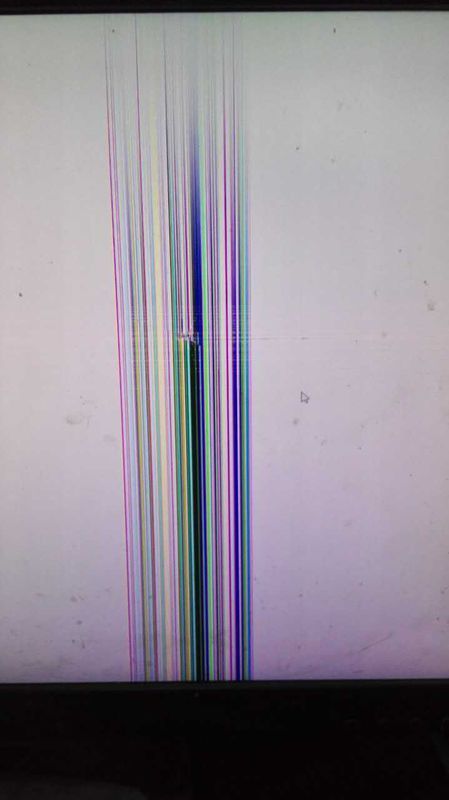 电脑显示器碰坏了,这样维修大概要多少钱,如何