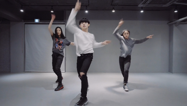 刘隽编舞wolves[超清版]