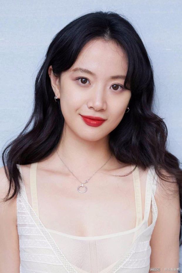 你怎么看李梦这种耍大牌的女演员?