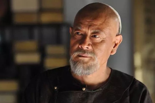 赫里官拜一品,还被封为江宁大将军,为何于成龙要对他赶尽杀绝?