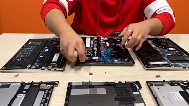 轻薄本拆机大比拼  b>联想 /b>扬天s550 vs 荣耀magicbook vs redmi