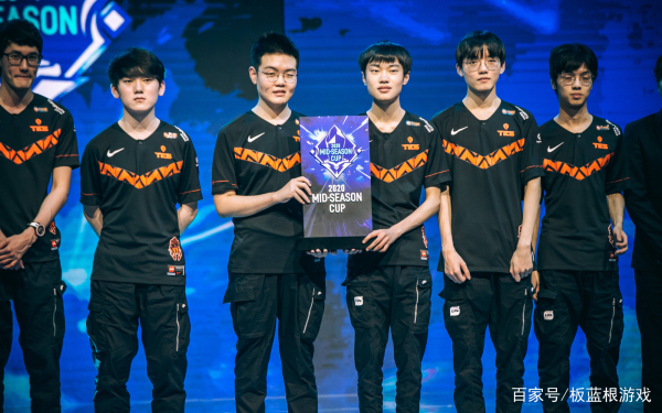 英雄联盟tes战队队员都是中国的吗